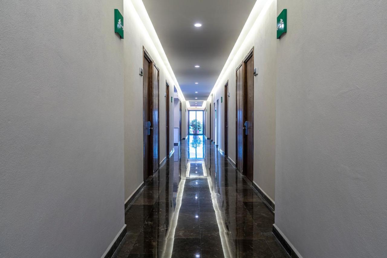 Gumont Guadalajara Lopez Mateos - Minerva Hotel Ngoại thất bức ảnh